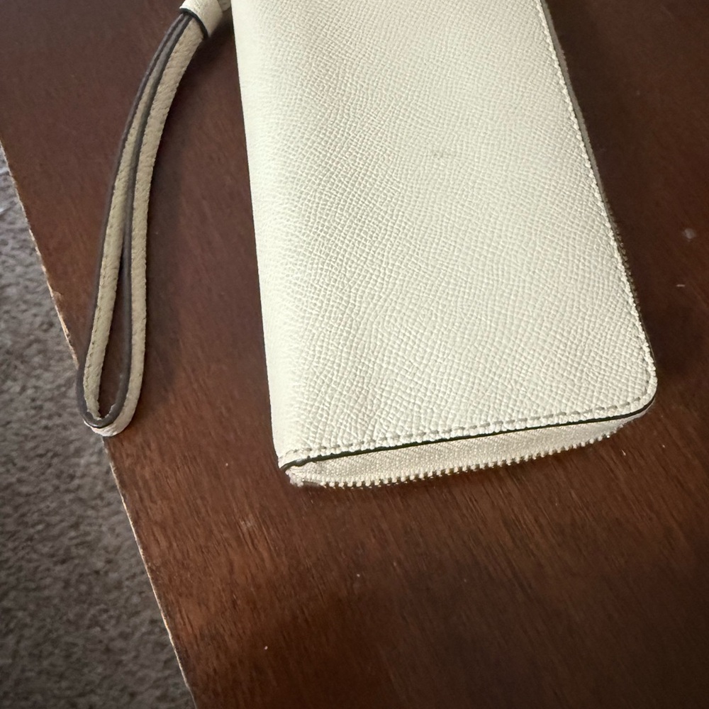 Coach Beige Wallet - Picture 3 of 5